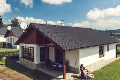 Image de Joli appartement dans une maison de vacances avec Wifi, Tv, terrasse, animaux admis et parking