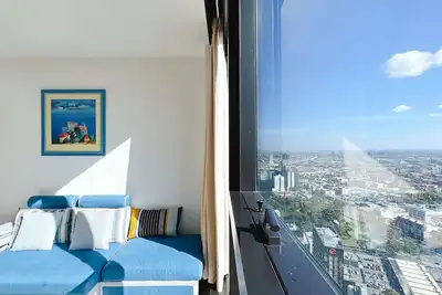 Image de Queens Place/Unblocked View/Rmit/Free Tram/2b2b/Victoria Market/North Facing