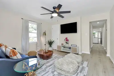Image de Charming Lkn Cornelius Home