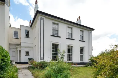 Image de Grade Ii Listed House in Central Exeter