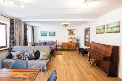 Image de Stylish renovated apartment in beautiful mountain village