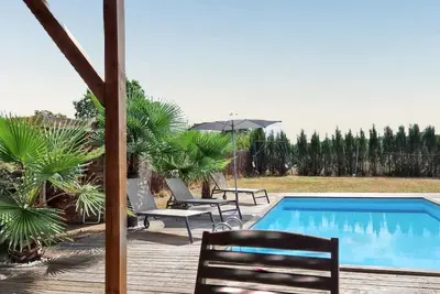 Image de Homerez - Villa familiale à Bazac avec piscine privée