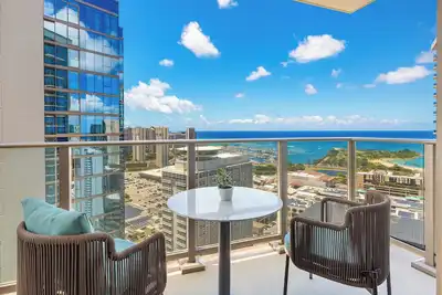 Image de Ocean View Sky Ala Moana Condo w/Amazing Amenities Near Restaurants & Shops