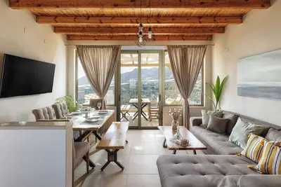 Image de 3-bedroom villa in gorgeous Makry Gialos with Ac, WiFi