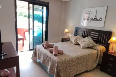 Image de Spacious 2 beds appt with pool in a large complex