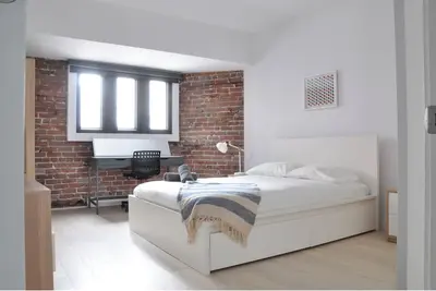 Image de Modern Two Bedroom Apartment at Castle Lofts