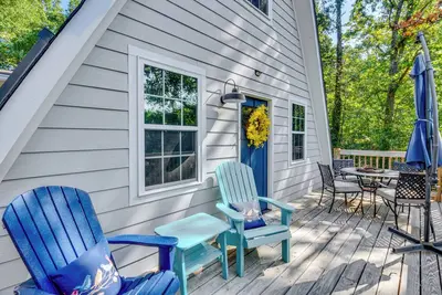 Image de A-Frame Anderson Cabin: Half Mi to Lake Hartwell!