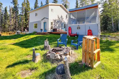 Image de Delta Junction Retreat w/ Northern Lights Cabin!