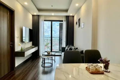 Image de Two-Bedroom Apartment with City View