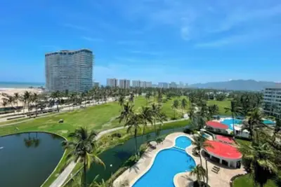 Image de Paraíso en Acapulco Diamante en al campo de golf\n\n