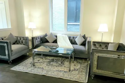 Image de Beautiful 4-bedroom house with WiFi and Ac in wonderful Welland lic# 289.