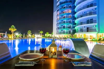 Image de 2-bedroom hotel apartment with pool, gym, sauna, spa in iskele