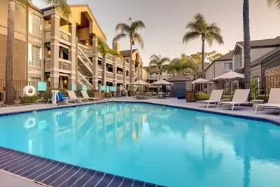 Image de Charming Queen Stay! 4 Pet-Friendly Rooms w/ Bbq Area & Fresh Breakfast!