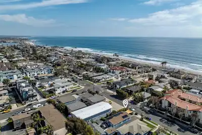 Image de 1 Block From Ocean! Cozy Family Beach Retreat