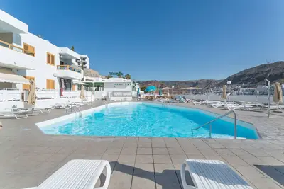 Image de Maison de vacances 'Casa Neale' avec vue sur mer, piscine partagée et terrasse privée