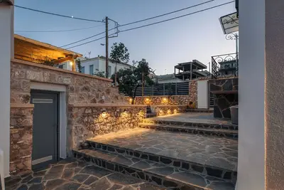 Image de Maison de campagne 'Koilada Family House 2' avec vue sur la mer, Wi-Fi et climatisation