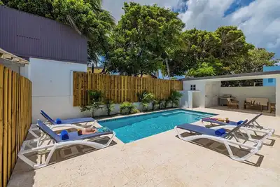 Image de Brand New  Private Pool  King Beds  PalmBeach