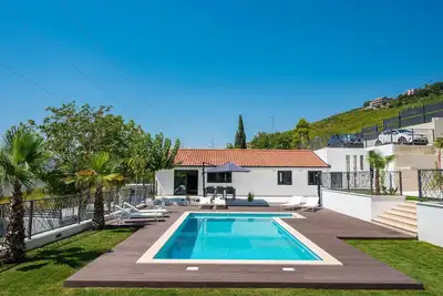 Image de Superbe maison Ă Srinjine avec WiFi