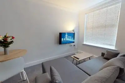 Image de K Suites - Modern 2 bed Apt w/ Free parking