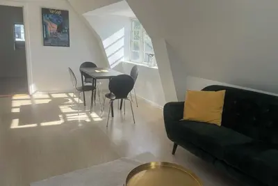 Image de Charming Apartment with Lake View, Tennis Court- 5 Minutes from Odense Center