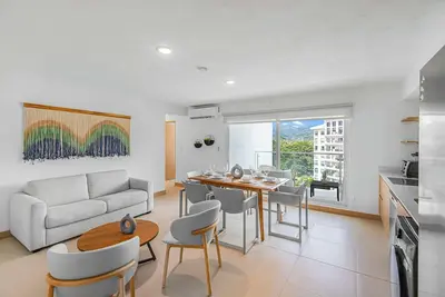 Image de Upstay Modern Condo w Pool—Near Jaco Beach