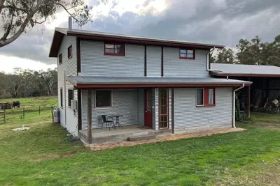 Image de Cosy yet spacious farm stay with views of the surrounding rolling hills