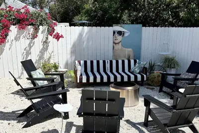 Image de Charming 3-bedroom house with private beach access in beautiful Islamorada