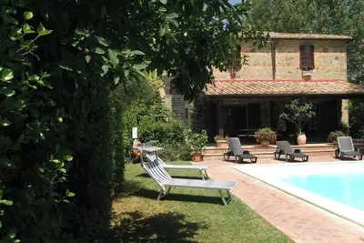Image de Country villa with pool for families and pets