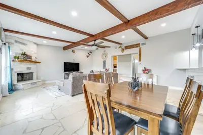 Image de Countryside Texas Home w/ Fire Pit!