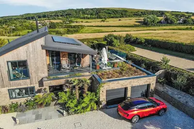 Image de 5 chambres à coucher à Totland