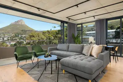 Image de Luxe Penthouse | Private Pool | Mountain Views