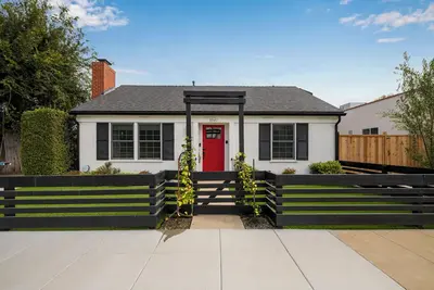 Image de Charming 3 bedroom cottage with Ac and WiFi in superb Long Beach location.