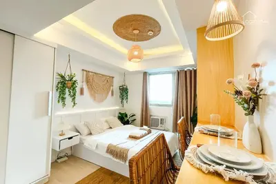 Image de Boho-Themed Studio with Pool View Balcony, Netflix, Karaoke & Boardgames