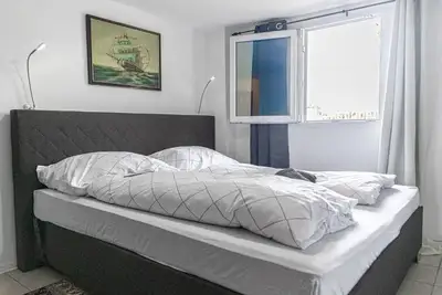 Image de Exquisite Home w/ Garden & Free Parking - for 20p