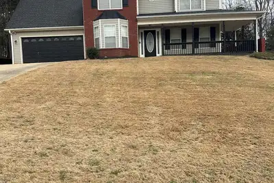 Image de 4-bedroom 2. 5 bath Jewel in Rex with Ac, WiFi, Private backyard, Very Quiet.