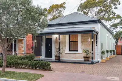 Image de 1880’s cottage home near Showgrounds