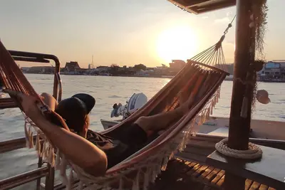 Image de Your homestay on the Chao Phraya River in Bangkok, next to the Grand Palace
