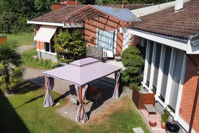 Image de Lilly House - garden, barbecue, free parking, wifi, 5 mins from the lake by car