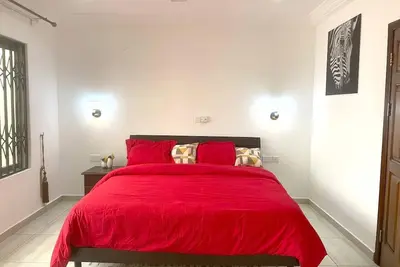 Image de 3 Bdrm Townhouse City View with standby Genset and 24/7 Security