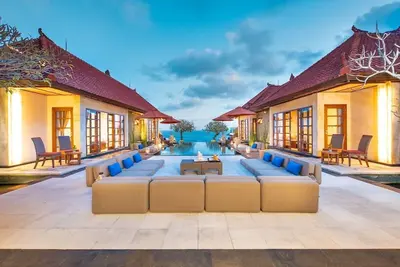 Image de Beachfront View with 7 Bedroom Villa in Uluwatu