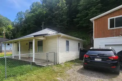 Image de The Boondocks Trail Den