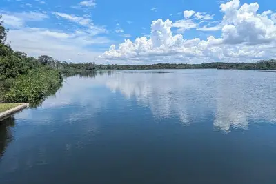 Image de Charming 2-bedroom waterfront oasis in delightful Spring Hill