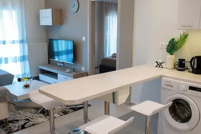 Image de Spacious 3-bedroom apartment with Ac, WiFi in fabulous Thessaloniki