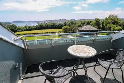 The Crows Nest, pet friendly, country holiday cottage in Flushing