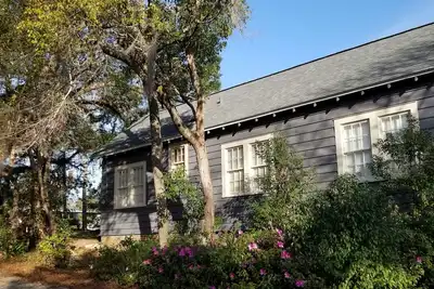 Image de Charming 3-bedroom house in lovely Tallahassee with Ac, WiFi. 1. 5mi. to Famu/Fsu