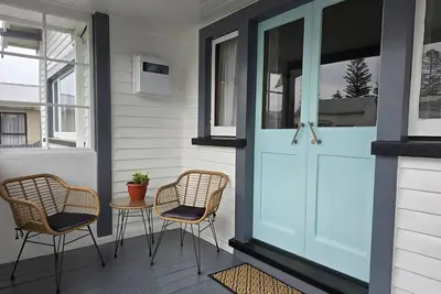 Image de Magpie Cottage. Newly Renovated, 2 Bed, 2 bathroom close to Napier Cbd
