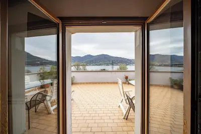 Image de Cozy Apartment with Panoramic Terrace and Lake View in Lecco - Pet Friendly