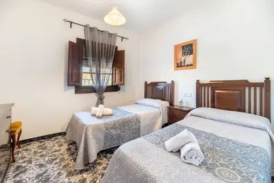 Image de Chambre \"Habitación 8\" avec terrasse partagée, Wi-Fi et climatisation