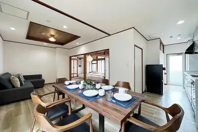 Image de Expansive 4br Apartment in Vibrant Area