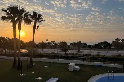 Image de Adosado en Primera Linea de Playa con Vistas Frontales y Piscina